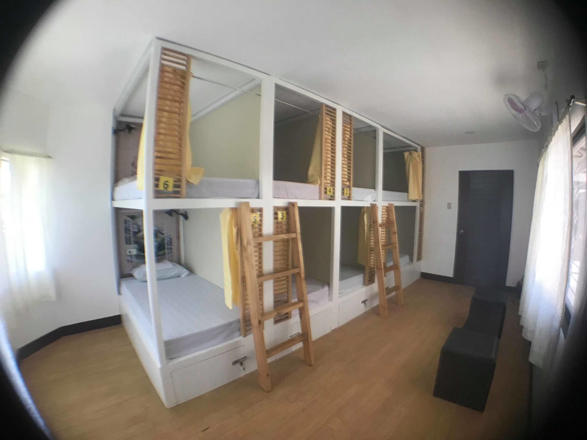 His Capsule Hostel Tacloban Kültér fotó